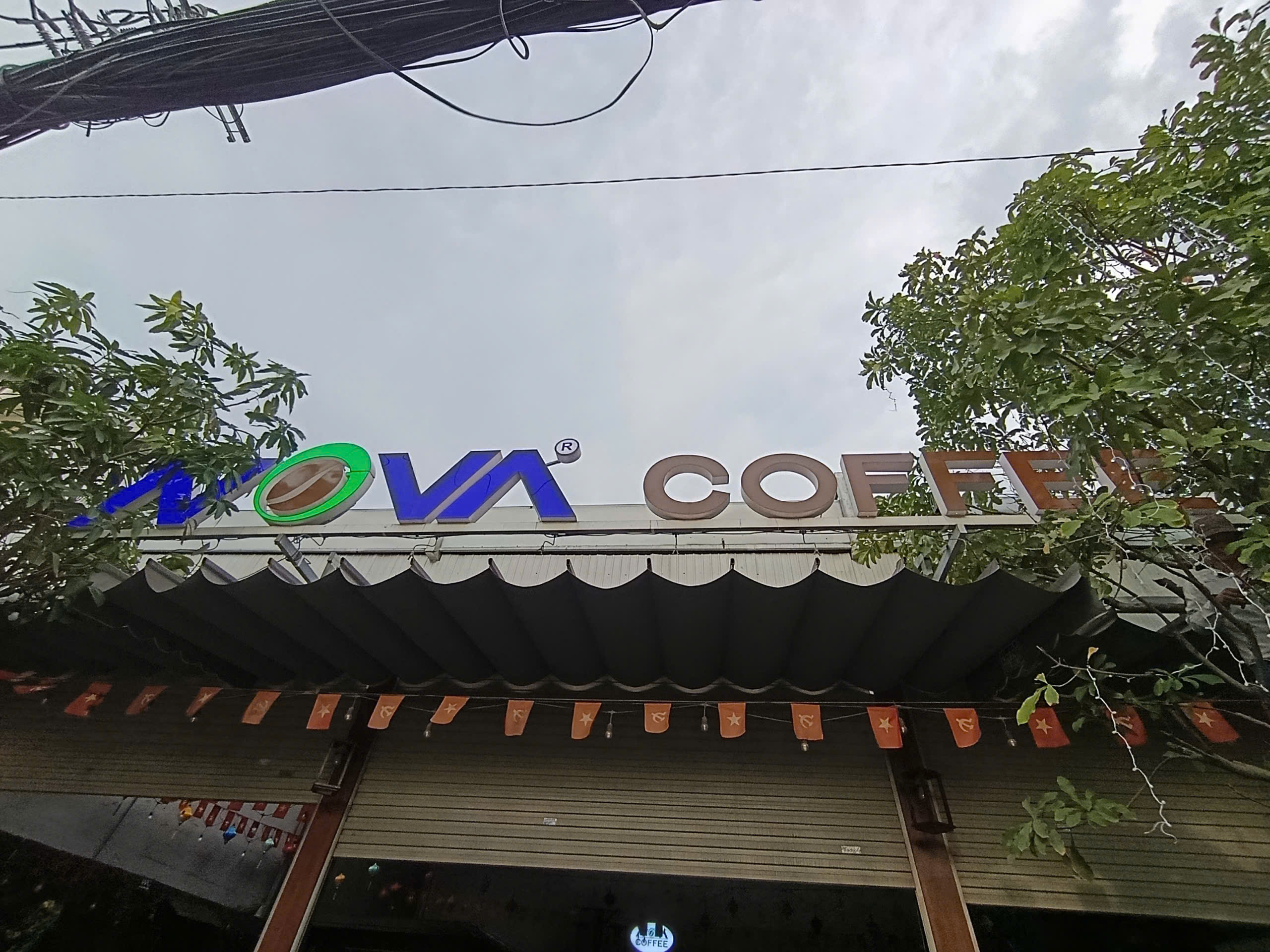 Hoàn Thiện Chữ Nổi Có Đèn, Quán NOVA Coffee Tại, F Bình Hưng Hòa, TP.HCM