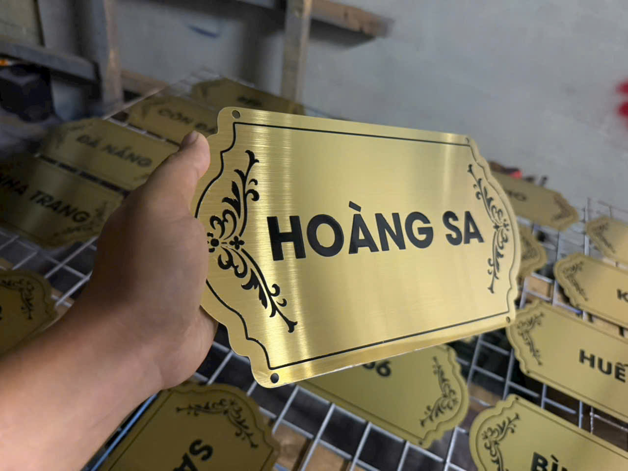 Gia Công Bảng Tên Phòng Inox Vàng Xước In UV,  Kích Thước Nhỏ Tại , F.Bình Hưng Hòa, TP.HCM