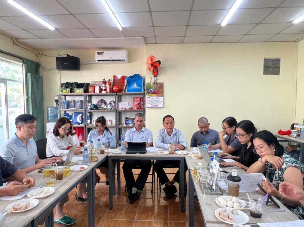 Quảng Cáo Linh Anh, tham dự họp Ban Chấp hành Hội Doanh nghiệp phường Tân Sơn Hòa, Tp.HCM 5 1790043550599 1744923593039680486 g438550533391133895 5d1ce6e8d0004d9896c273c92318a990