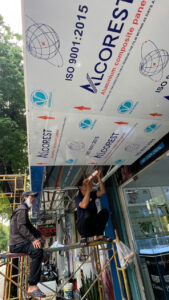 Thi Công Ốp Alu Mặt Dưới Mái Che, Cửa Hàng Mắt Kính Việt Đức , Tại TP.HCM
