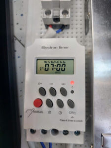 Chuyên Lắp Timer Hẹn Giờ Cho Bảng Hiệu, Hộp Đèn, Màn Hình LED Và Quầy Kệ Siêu Thị, TP.HCM