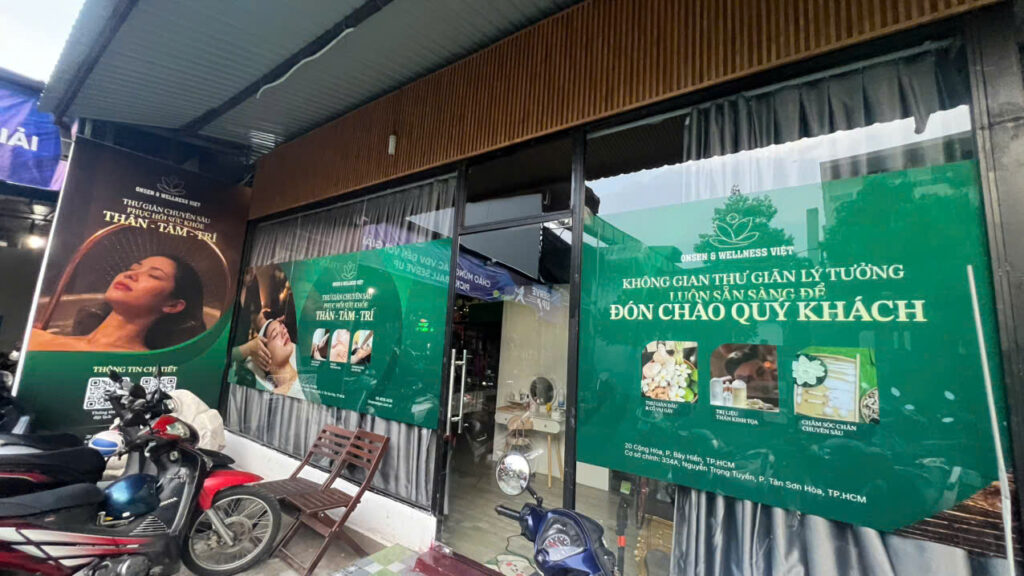 Thi công decal dán kính Tân Sơn Hòa, TP.HCM , Quảng Cáo Linh Anh 4 1793194268255 2012465878701460028 g3446957122316027143 a85191e040c8e579446b3d3259f67f1f